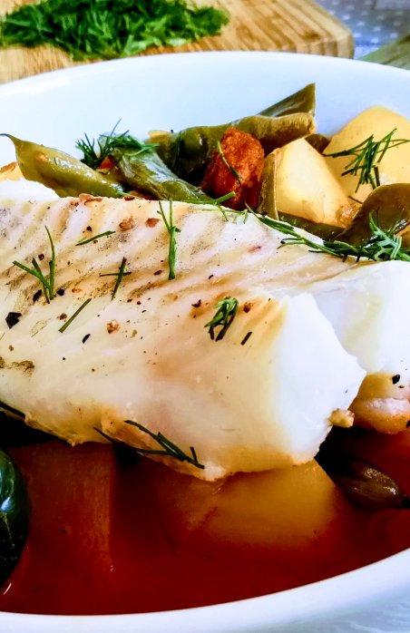 Треска с чоризо и картофелем